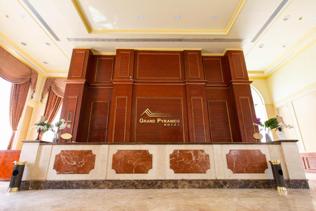 Grand Pyramids Hotel EL GIZA